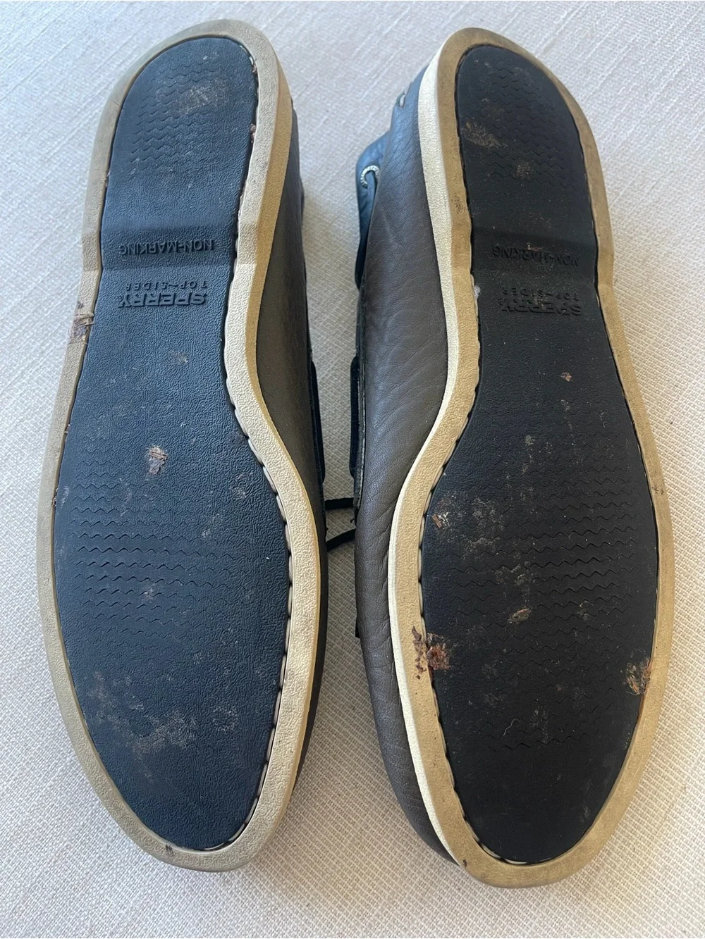 Men's Sperry Black/Olive Leather Boat Shoes - Classic Lace-Up Comfort